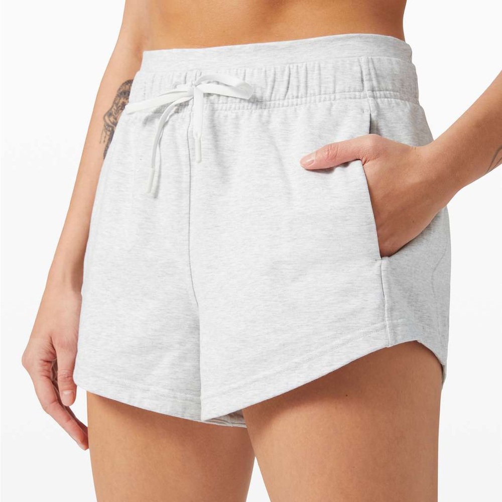 Lululemon Inner Glow High-Rise Short 3”